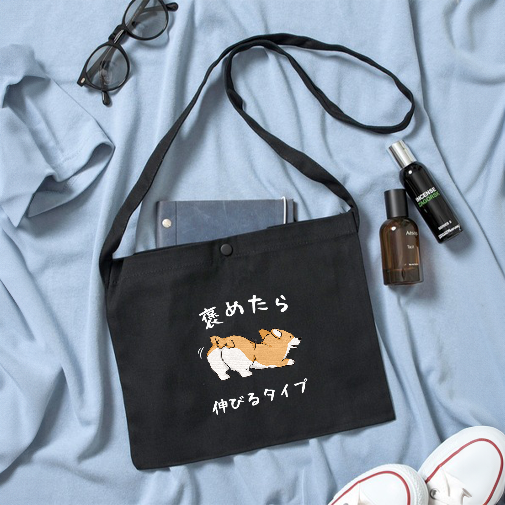 犬イラスト レギュラー キャンバス サコッシュ Corgi 褒めたら伸びるタイプ